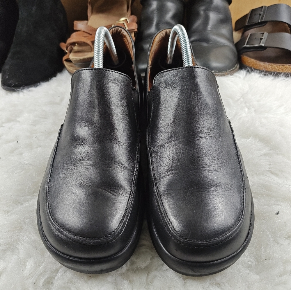 Footprints By Birkenstock Black Leather Slip-On Loafers — Women’s EU 41 (≈ US 10